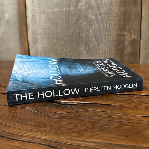 The Hollow by Kiersten Modglin Paperback Book Adult Fiction Mystery Thriller - Picture 11 of 17